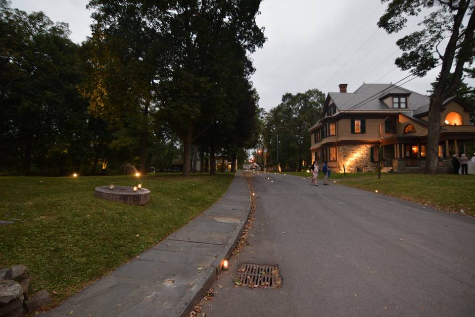 Huguenot Street
