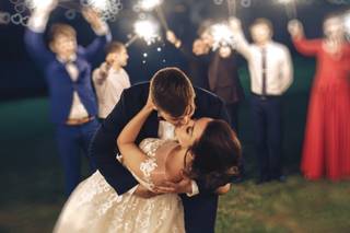 Luxury Signings - 212 Weddings & Services
