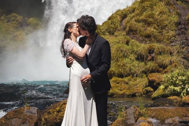 Beautiful elopement in OR