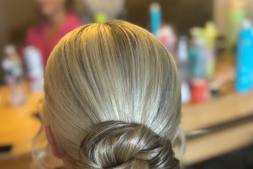 Chic clean bun
