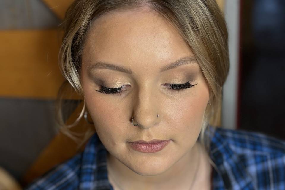 Neutral glam