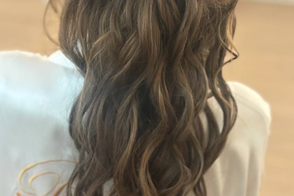 Half updo