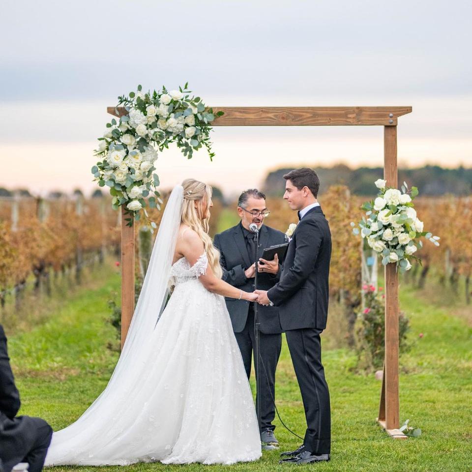 Officiant  Mark
