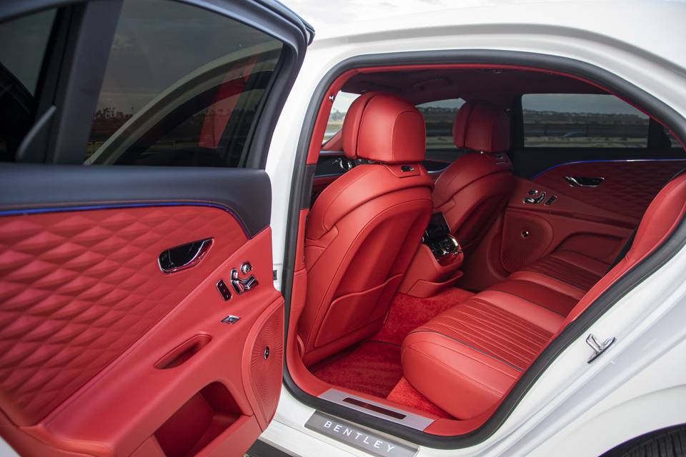 Bentley Spur Interior 5