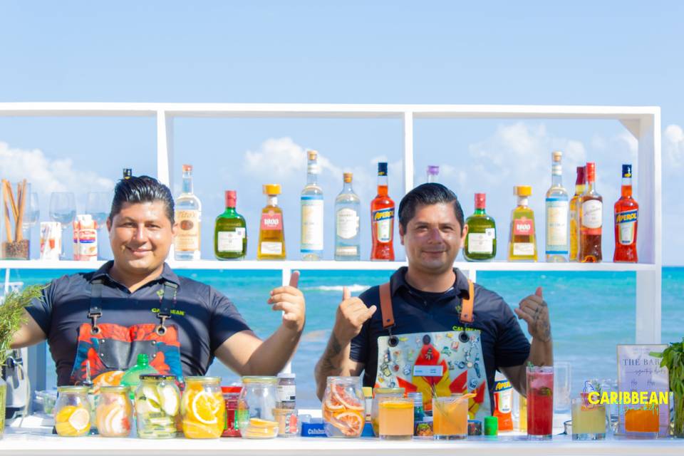 CD OPEN BAR
