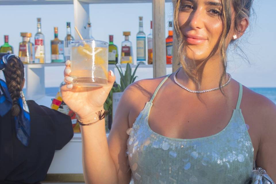 CD OPEN BAR