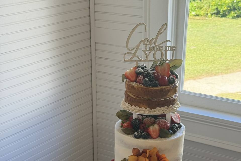 Naked fruit cake