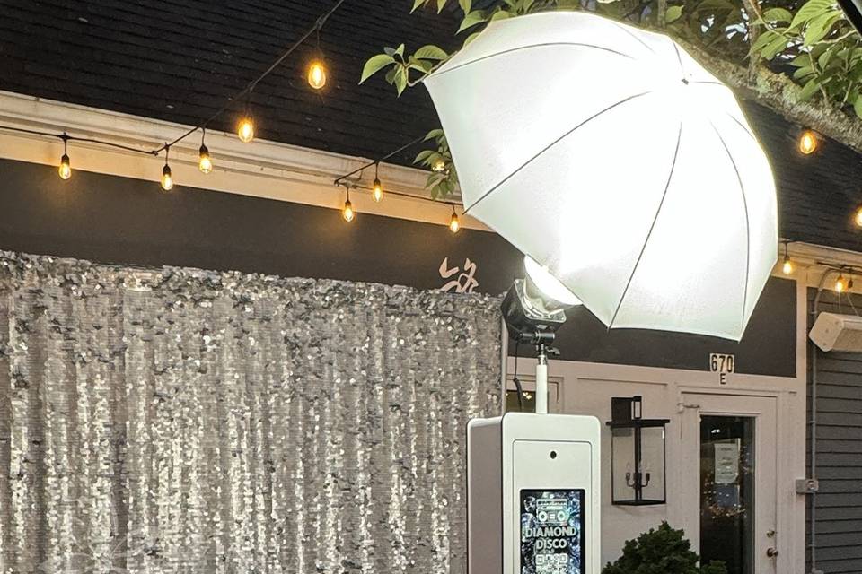Hamptons photo booth rental