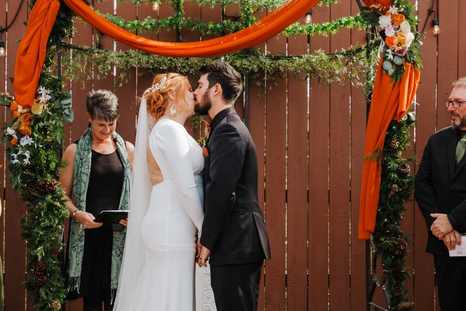 First kiss as Mr and Mrs