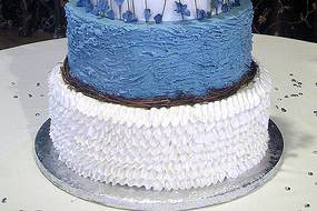 Soft blue wedding cake