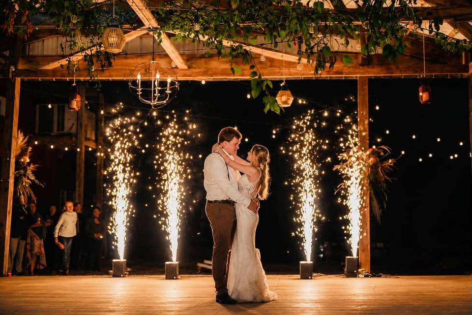 Tommy Z's Wedding DJs