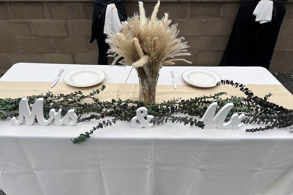 Head table