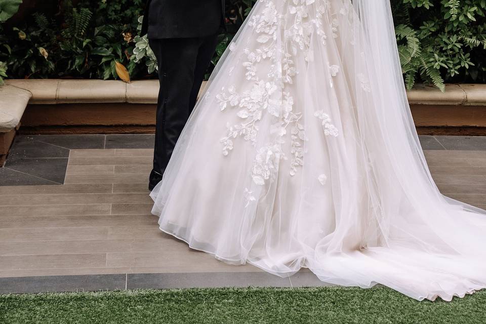 Bride & Groom First Look
