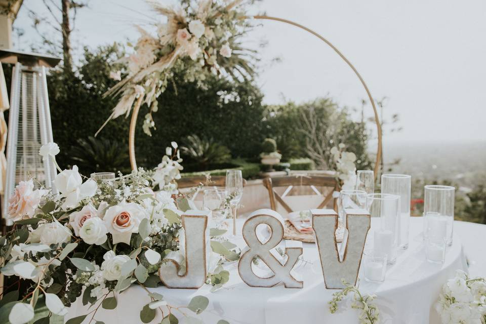 Details Backyard Wedding