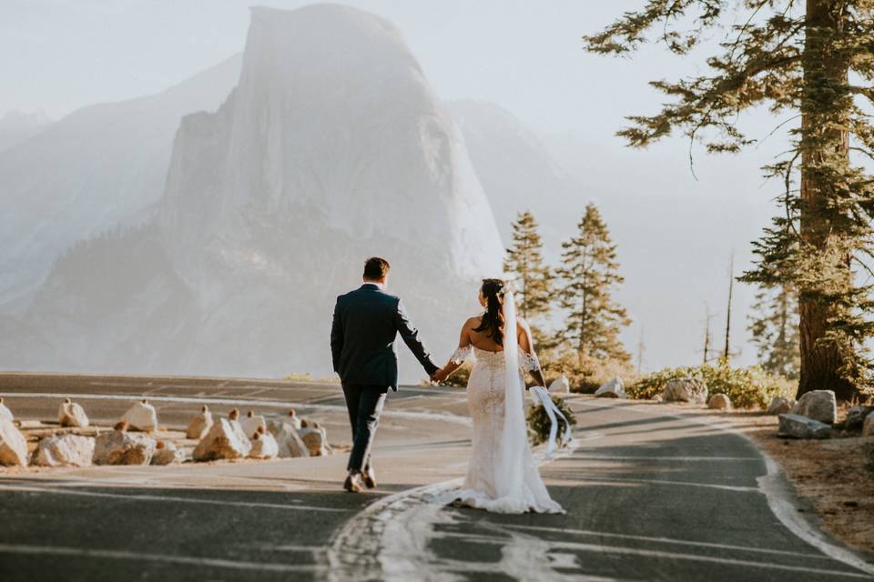 Sunrise in Glacier Point