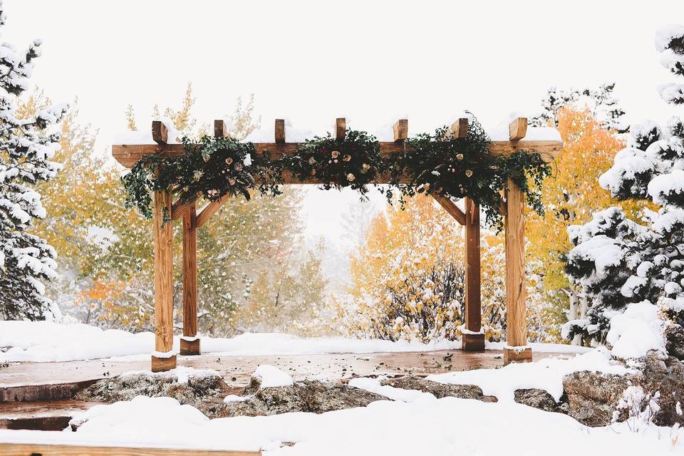 Autumn in the snow ceremony