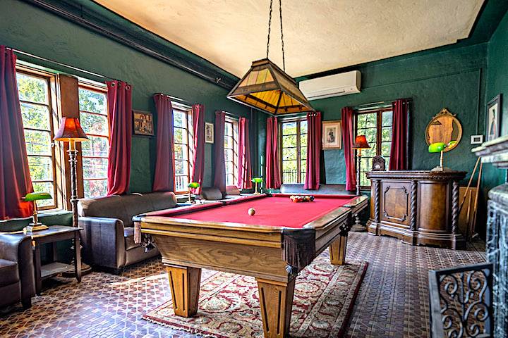 Billard's Room | Colony