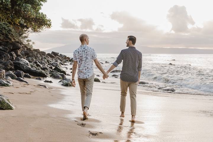 LGBTQ Hawaii Beach Engagement