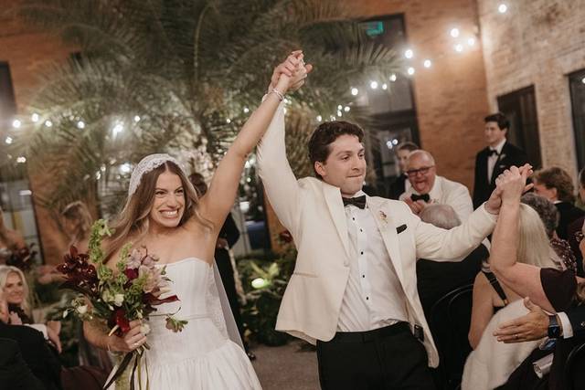Wedding in Courtyard