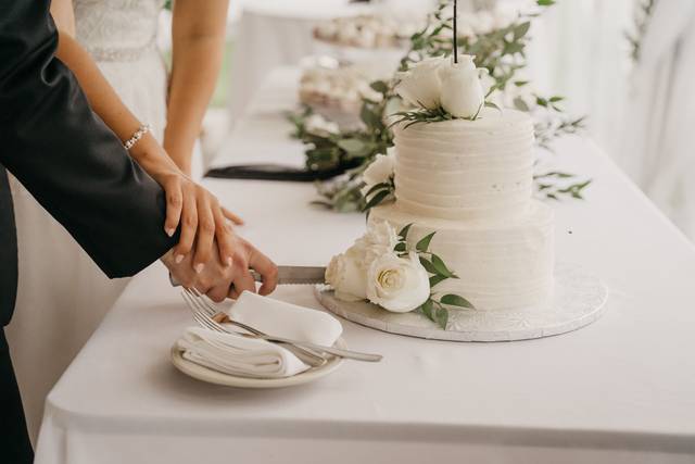 Cake cutting
