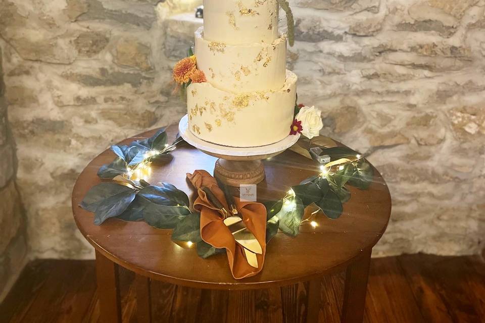 Rustic fall inspired cake