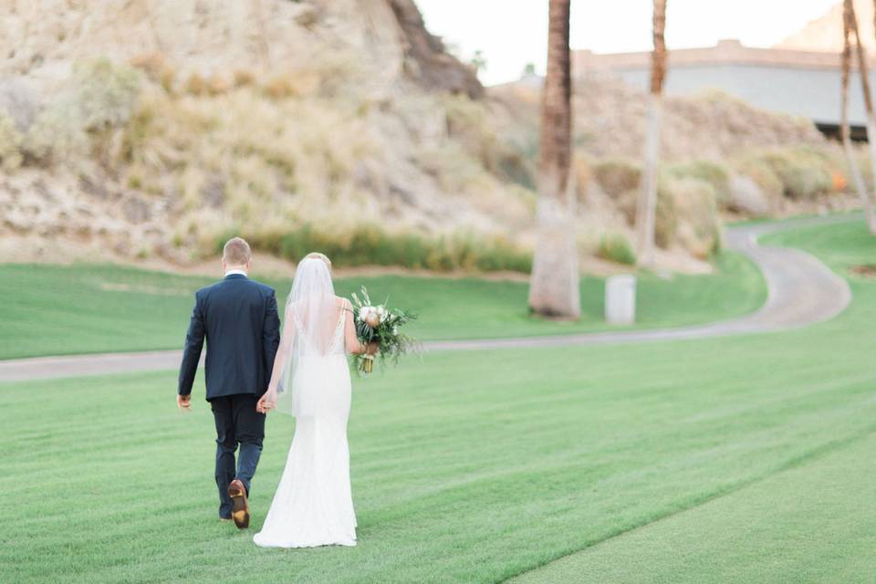 Walking around the venue grounds | Photo Credit: Sisterlee Photography