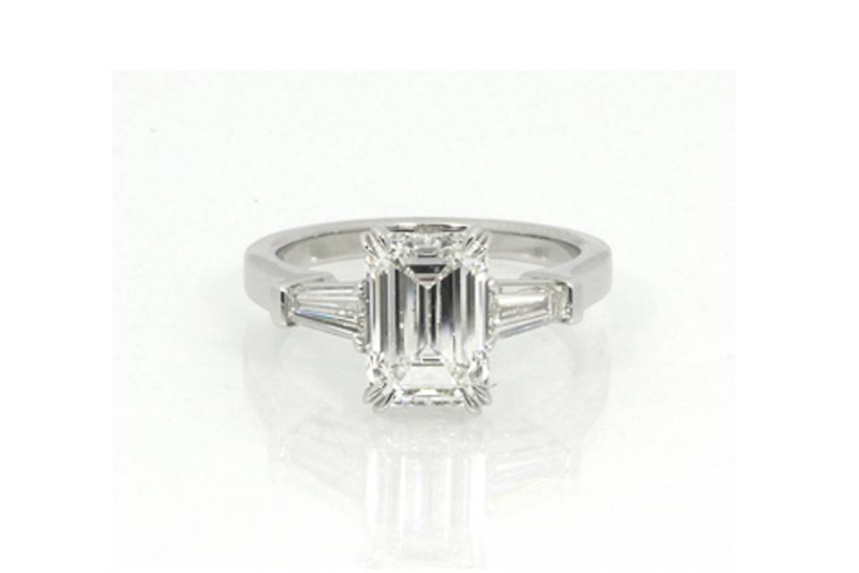 Silver ring with square cut stone