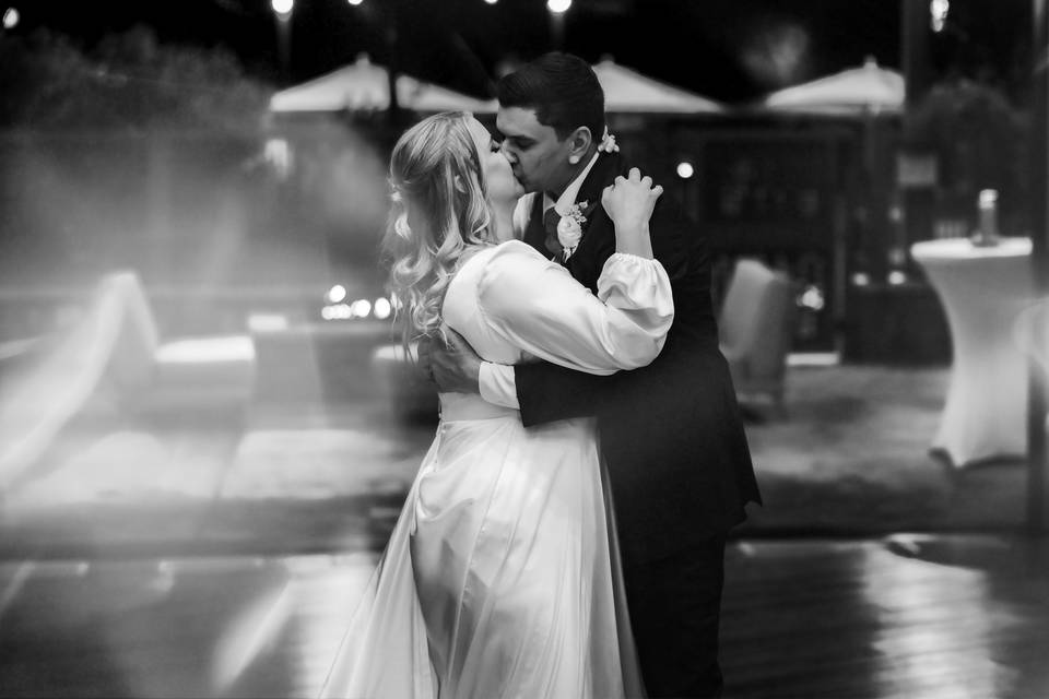 Romantic dance
