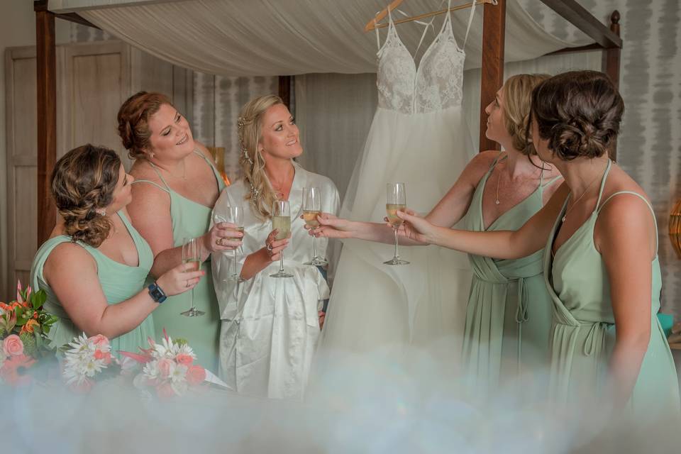 BRIDAL SQUAD TOAST