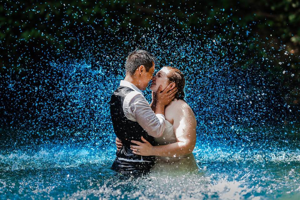 Trash the dress session