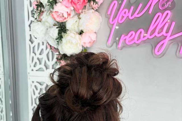 Blo Out w/ Style Updo