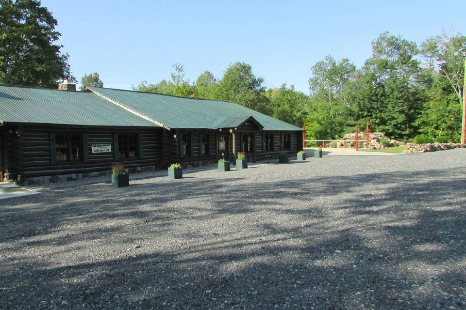 1940's rustic log lodge