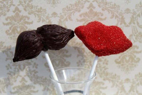 Mustache and Sexy Lips Cake Pops