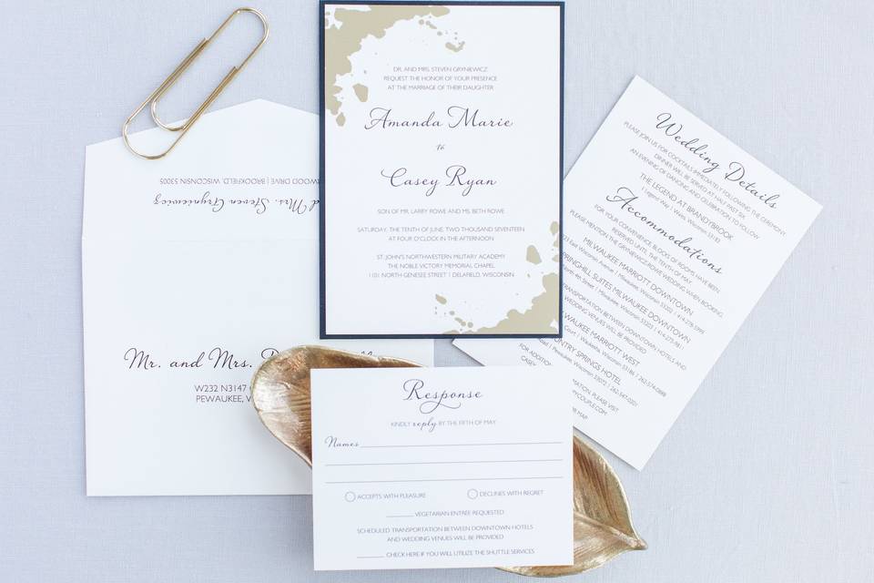 Classic black & gold invitatio