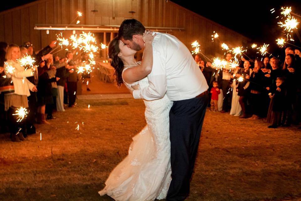 Valley View Barn Wedding Venue