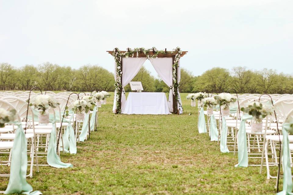 VVB Outdoor Wedding