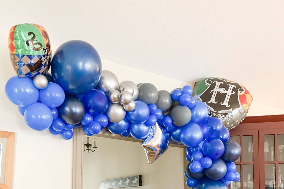 Balloon arch