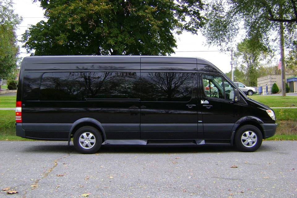 J & J Luxury Transportation