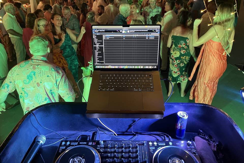 Dj view