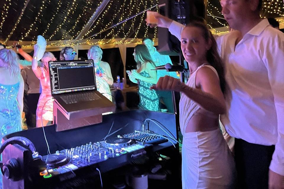 Clients Dj’ing