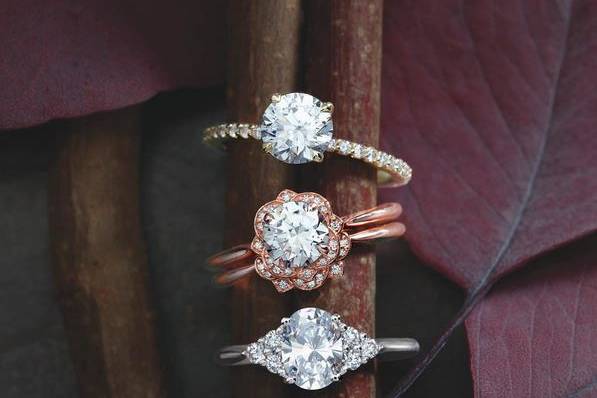 Find A Ring That Is Unique