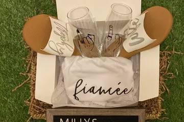 Trophy wife gift box