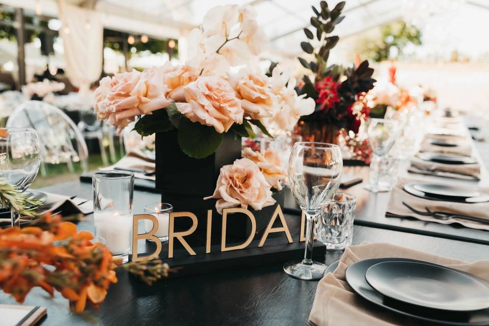 Bridal party table
