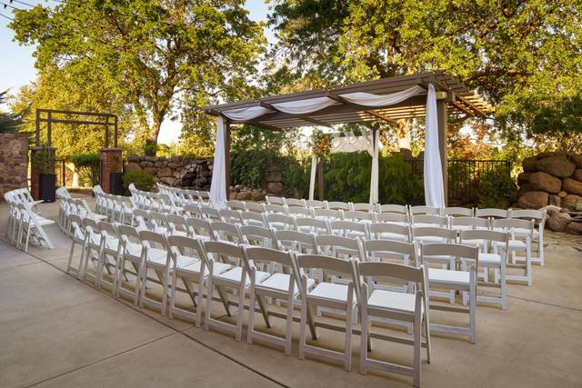 Evergreen Springs by Wedgewood Weddings