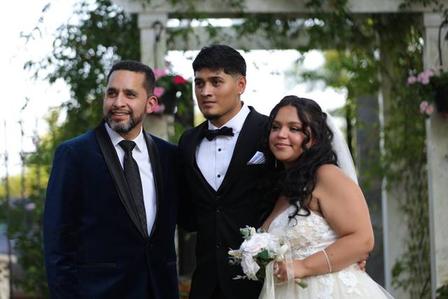 Eric Tomala Officiant