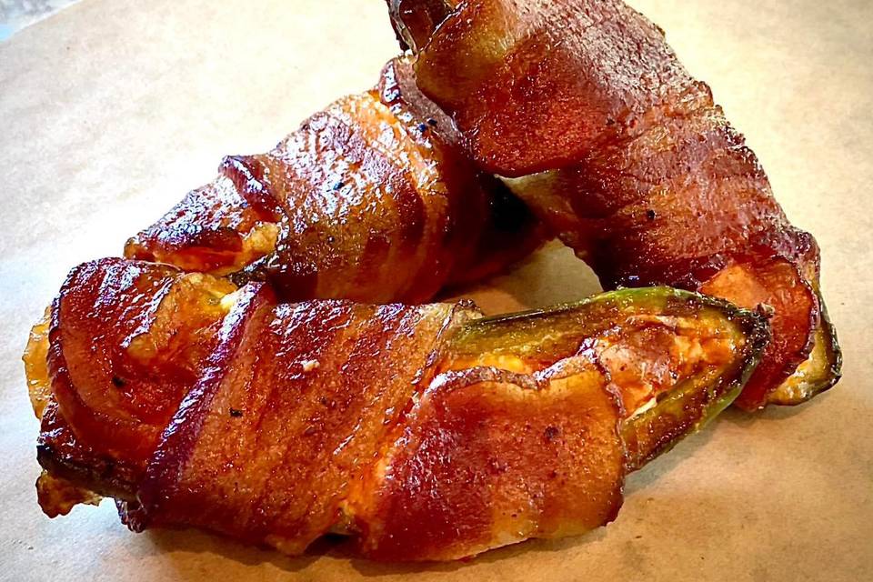 Bacon Wrapped Jalapeño Poppers