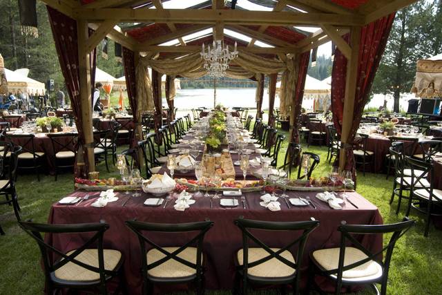 Table arrangement