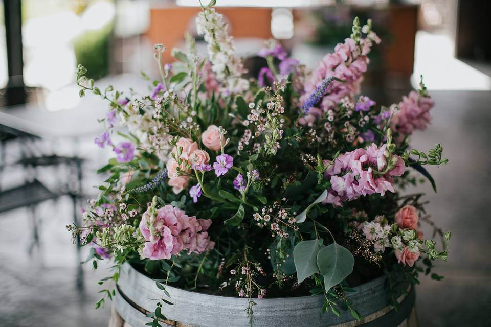 Aisle decor