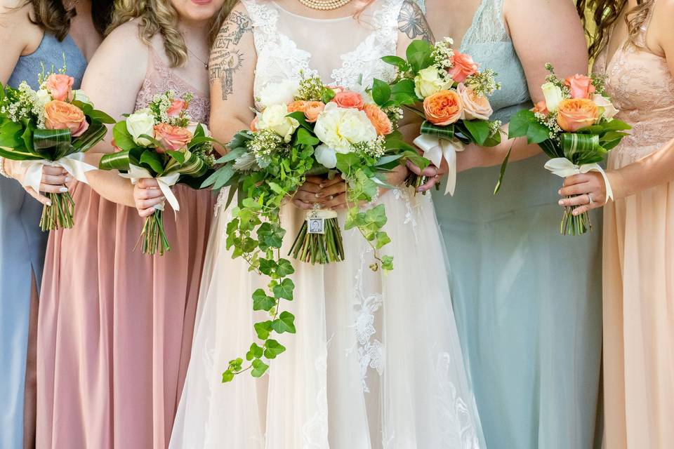 Bridal party flowers spring
