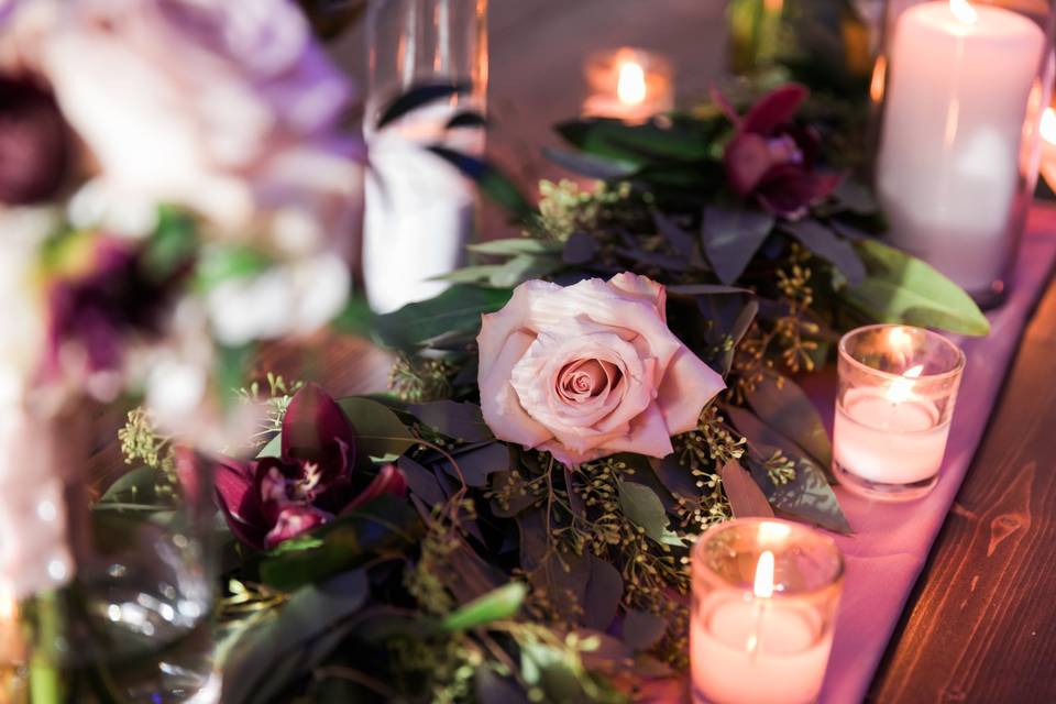 Romantic tablescape